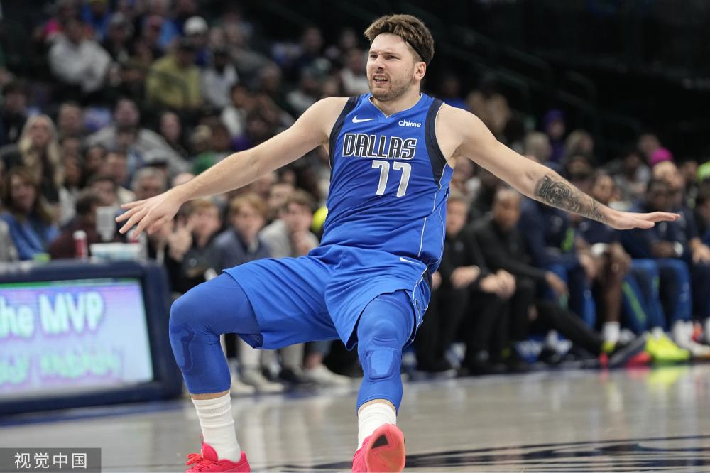 展现出强大 展现出强大