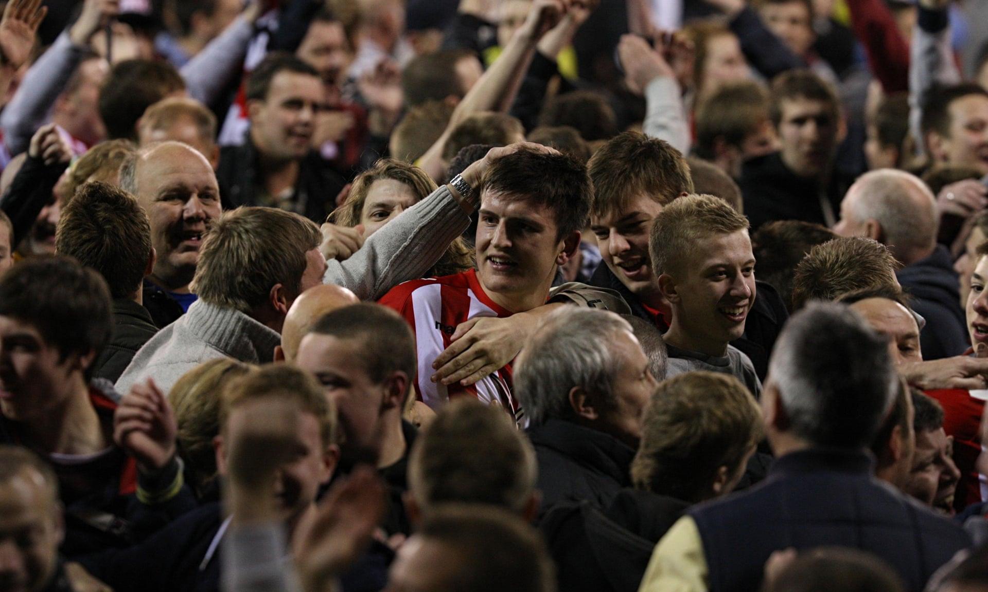 吸引了三个 吸引了三个